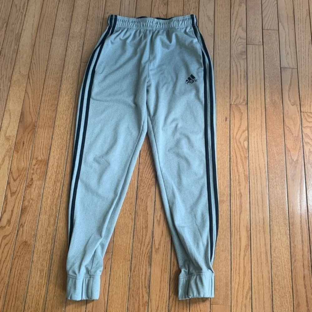 Women’s Adidas sweatpants